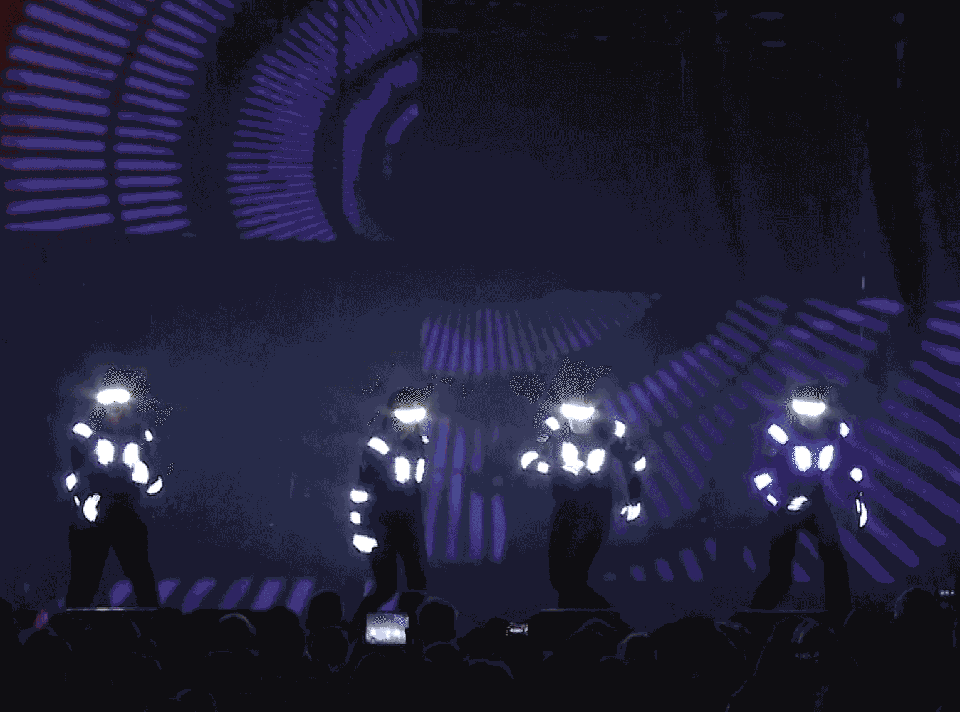 live performer opening show